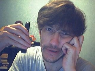 Ca a b'soin d'idéaliser son fils peu prodigue :)....