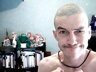 Bande de p'tits culés...  