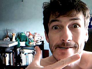 A Shadowrun,c'est différent... Le scénario va s'étaler facilement sur trois séances...  