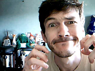 Ouais, être un febreze, un nain de jardin ou un poulpe, aussi, ça marche...  