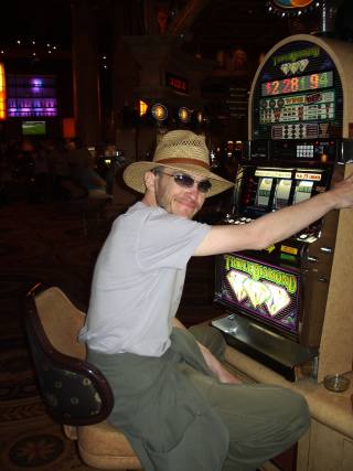 Trois fois j'y suis allé, et comme un con, j'y retournerai sans doute une quatrième fois, pitin...